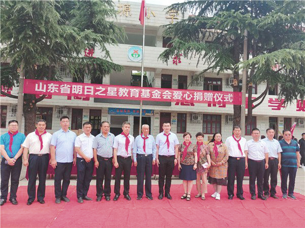 ɽ��ʡ����֮�ǽ�������ᰮ�ľ�����ʽ��������������ܫСѧ����